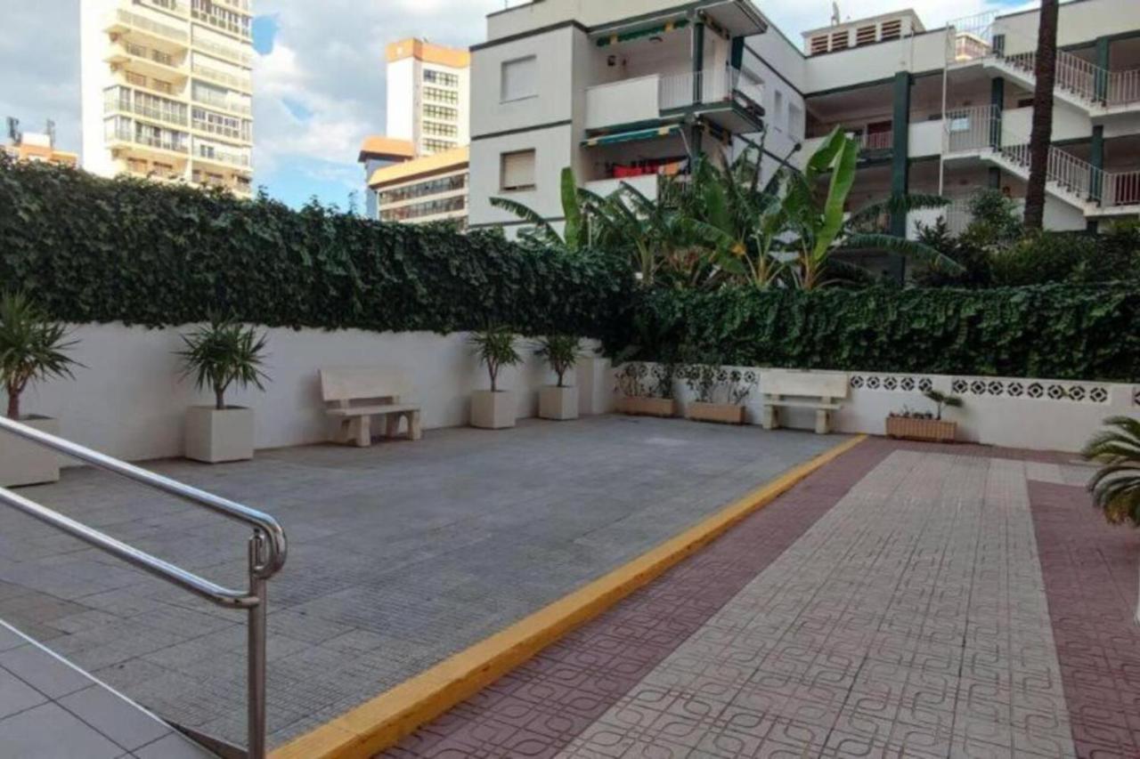 Los Caballos Vip Playa Levante 貝尼多姆 外观 照片